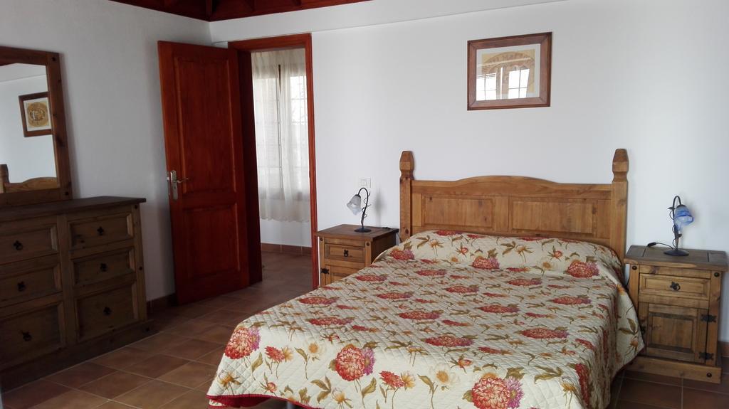 בית הארחה פואנקאליינטה דה לה פלמה 	Casa Clara מראה חיצוני תמונה